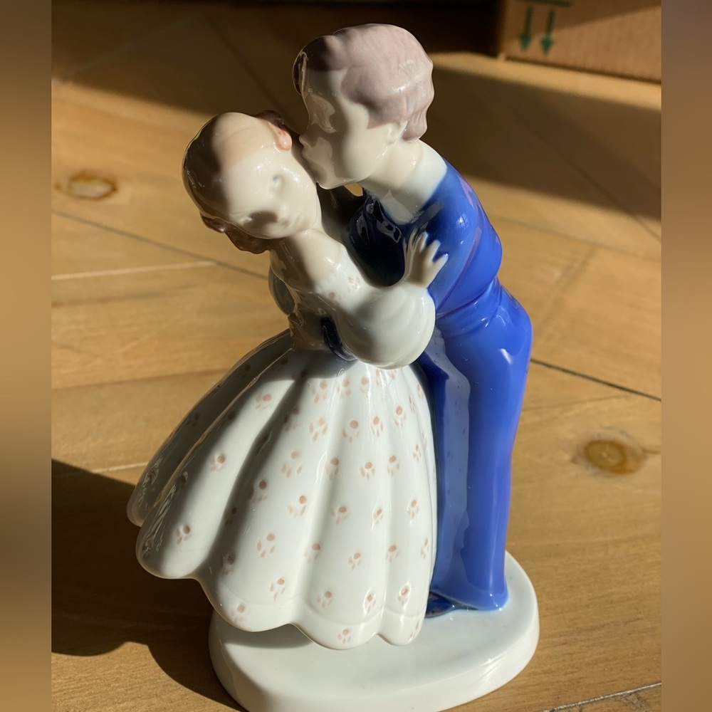 B & G “First Kiss” Figurine